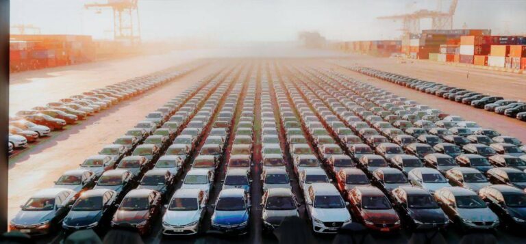 سوق-دبي-للسيارات-يعيد-تشكيل-مستقبل-تجارة-المركبات