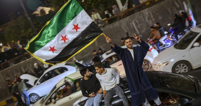 الشرع:-انتخابات-رئاسية-بعد-4-سنوات…-وكندا-ترفع-سورية-من-قائمة-الإرهاب