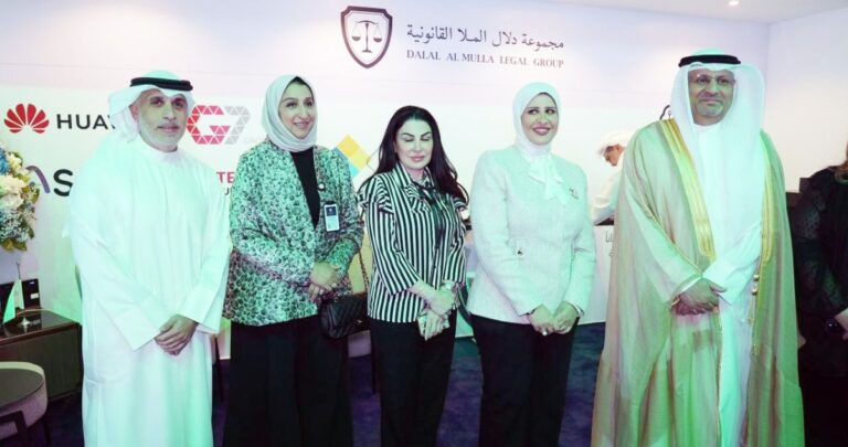 'دلال-الملا-القانونية'-دشّنت-منصة-'مساعد'-الذكية-في-معرض'nexus'