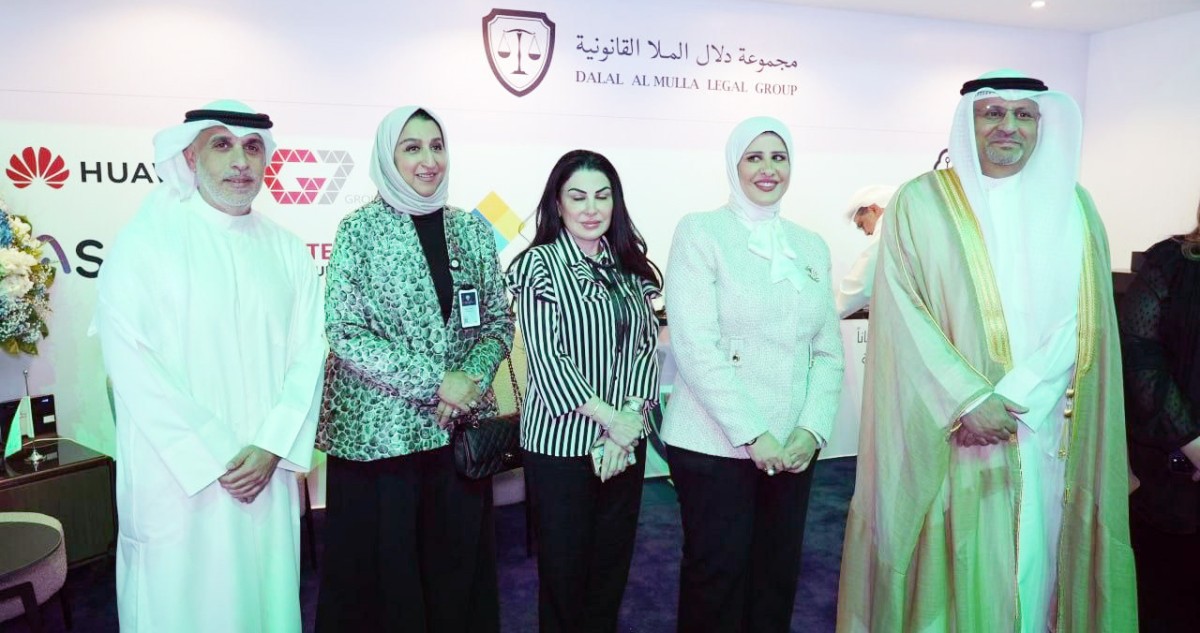 'دلال-الملا-القانونية'-دشّنت-منصة-'مساعد'-الذكية-في-معرض'nexus'