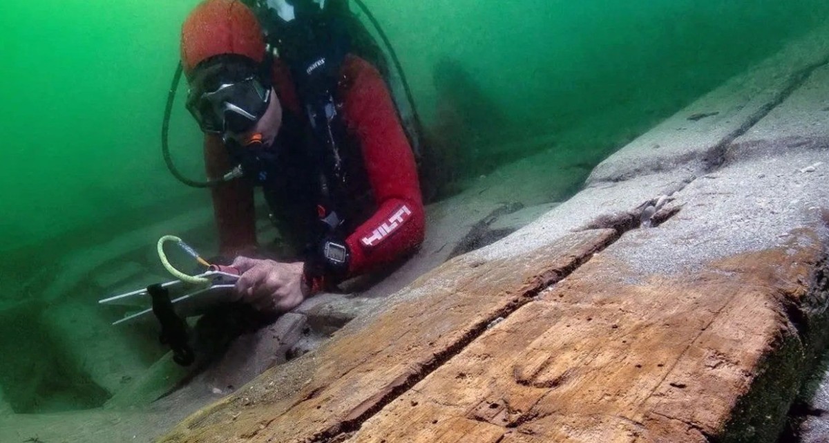 اكتشاف-حطام-سفينة-قبالة-الإسكندرية-عمرها-2000-عام