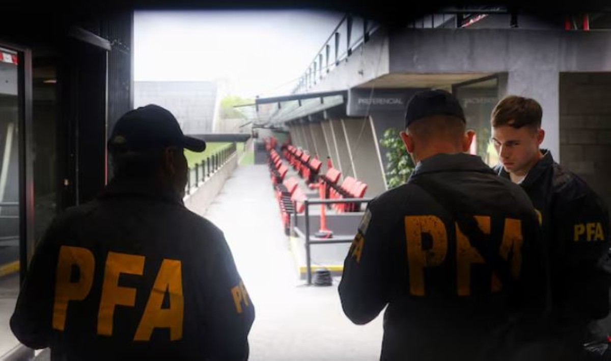 مداهمات-تطال-الاتحاد-الأرجنتيني-وعدداً-من-الأندية-في-تحقيق-واسع-بقضية-غسل-أموال