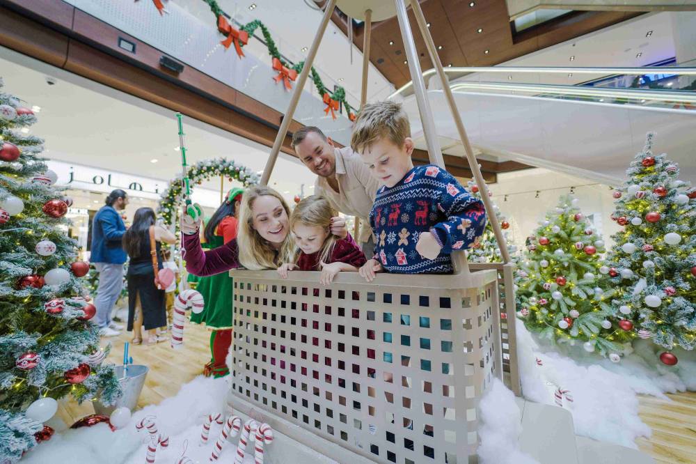 الدفء-الأسري-يغلف-شتاء-«ونتر-وندرلاند»-بجزيرة-الماريه