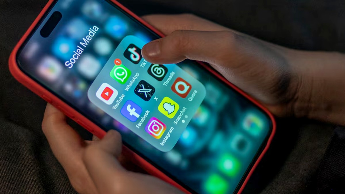 أستراليا-تطبق-أول-نظام-عالمي-لمنع-استخدام-القُصّر-لمنصات-التواصل-الاجتماعي