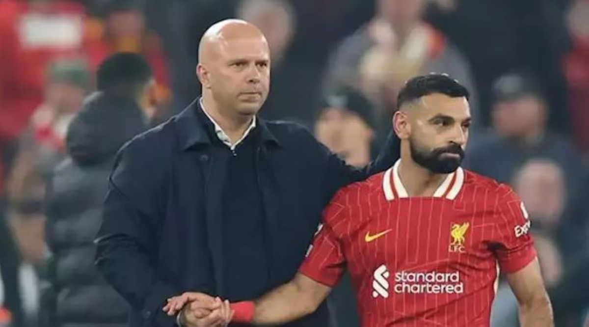 سلوت-يخطط-لاجتماع-مع-صلاح-قبل-مباراة-ليفربول-ضد-برايتون