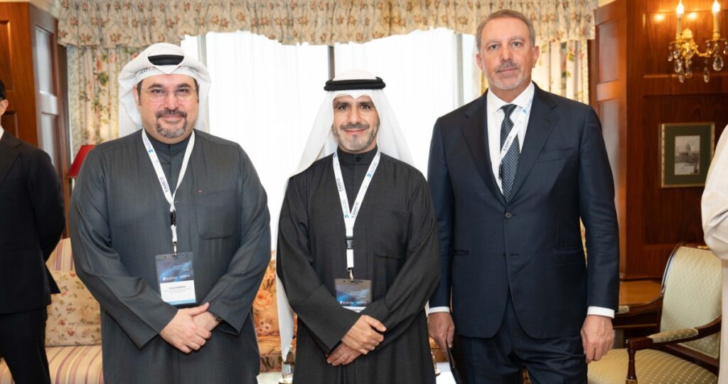 'المؤتمر الاستثماري 2026' يستشرف رؤى وستراتيجيات الفرص 8 'المؤتمر-الاستثماري-2026'-يستشرف-رؤى-وستراتيجيات-الفرص