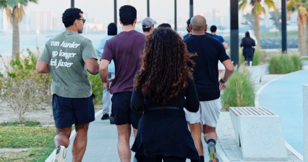 'الخليج': فعاليات أسبوعية للجري ورسائل توعوية عن الصحة 5 'الخليج':-فعاليات-أسبوعية-للجري-ورسائل-توعوية-عن-الصحة