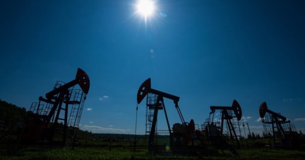 النفط يرتفع جراء اتساع الحرب الأميركية-الإيرانية 5 النفط-يرتفع-جراء-اتساع-الحرب-الأميركية-الإيرانية