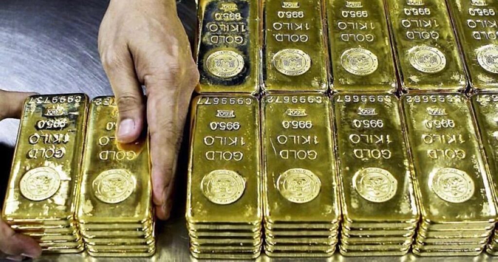 الذهب يقفز بنسبة 1.1% ويلامس مستوى 5200 دولار للأونصة 8 الذهب-يقفز-بنسبة-1.1%-ويلامس-مستوى-5200-دولار-للأونصة