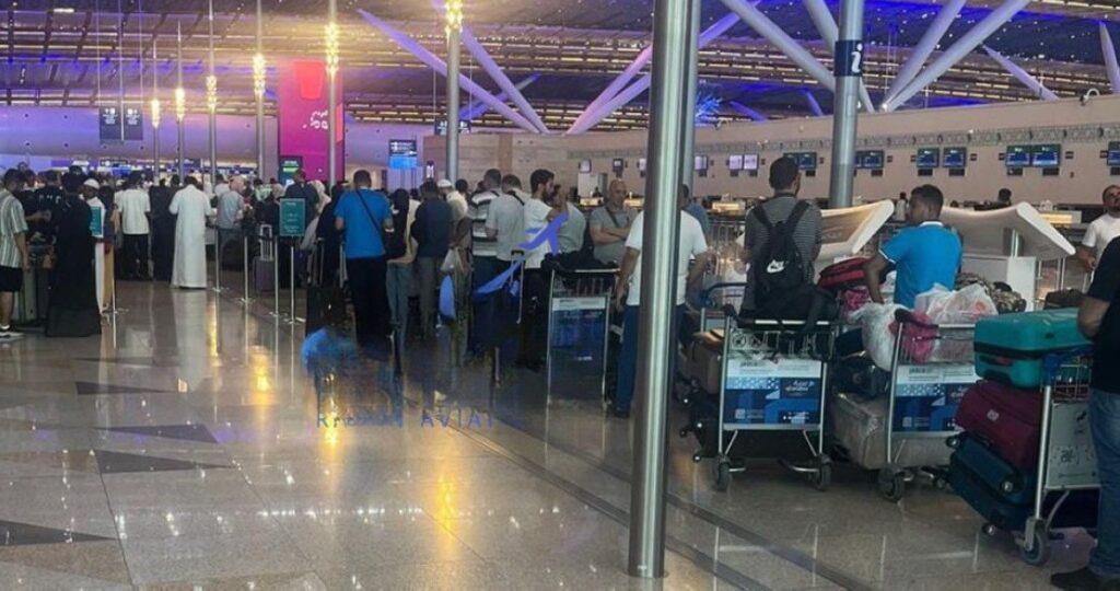 المطيري لـ 'السياسة': زيادة أسعار تذاكر السفر 300%... غير دقيق 8 المطيري-لـ-'السياسة':-زيادة-أسعار-تذاكر-السفر-300%…-غير-دقيق