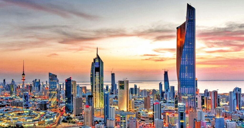 الاقتصاد الكويتي يثبت مرونة بمواجهة الأزمات بعد شهر من الحرب 7 الاقتصاد-الكويتي-يثبت-مرونة-بمواجهة-الأزمات-بعد-شهر-من-الحرب