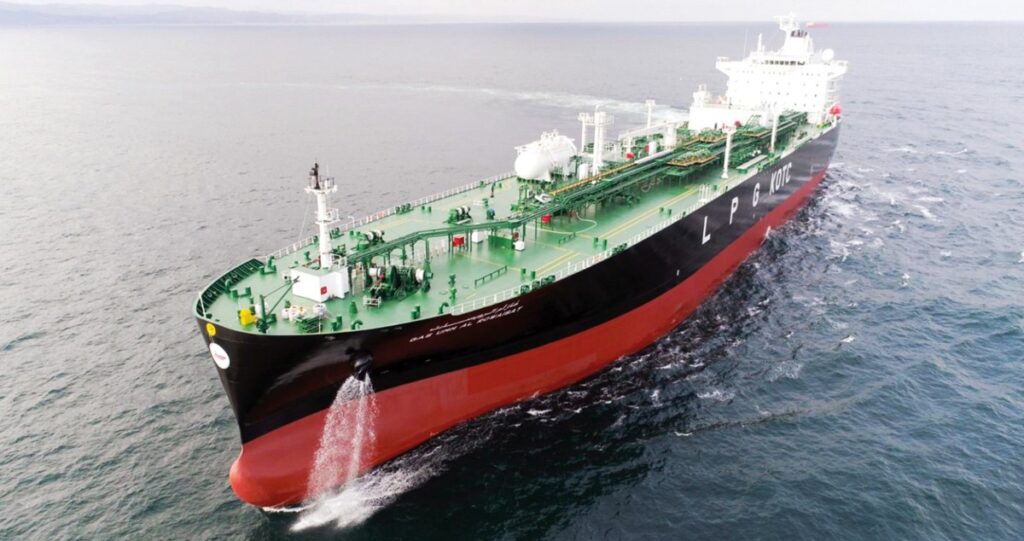 150 مليار دولار يتكبدها قطاع النفط بالخليج... من يدفع الفاتورة؟ 2 150-مليار-دولار-يتكبدها-قطاع-النفط-بالخليج…-من-يدفع-الفاتورة؟