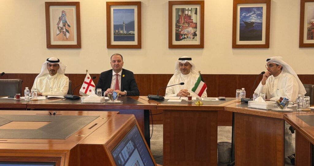 'غرفة التجارة': حريصون على تعزيز التعاون مع جورجيا لدعم الأمن الغذائي وسلاسل الإمداد 5 ‘غرفة-التجارة’:-حريصون-على-تعزيز-التعاون-مع-جورجيا-لدعم-الأمن-الغذائي-وسلاسل-الإمداد