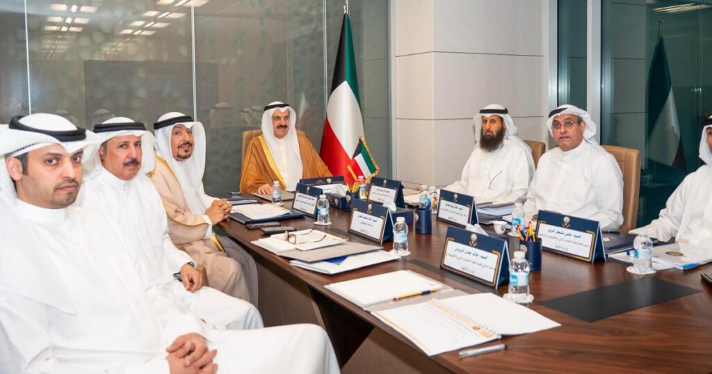 وزير المالية: التطورات الإقليمية المتسارعة تستوجب تعزيز التكامل الاقتصادي الخليجي 7 وزير-المالية:-التطورات-الإقليمية-المتسارعة-تستوجب-تعزيز-التكامل-الاقتصادي-الخليجي